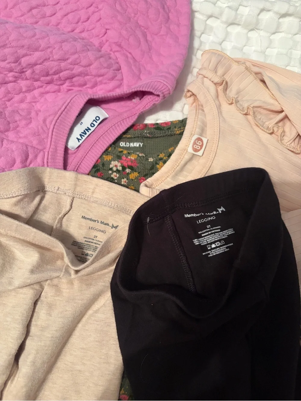 Old Navy 2t Girls Fall Bundle - Picture 2 of 6